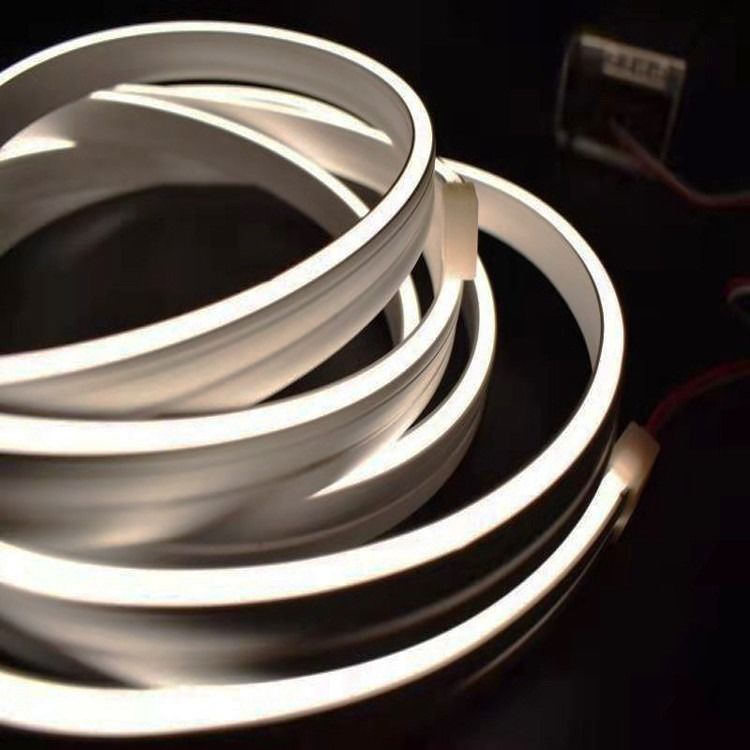 η λουρίδα ελαφρύ 6000k 50mm νέου των οδηγήσεων 6x12mm Bendable έκοψε το μέγεθος για τη διακόσμηση σπιτιών
