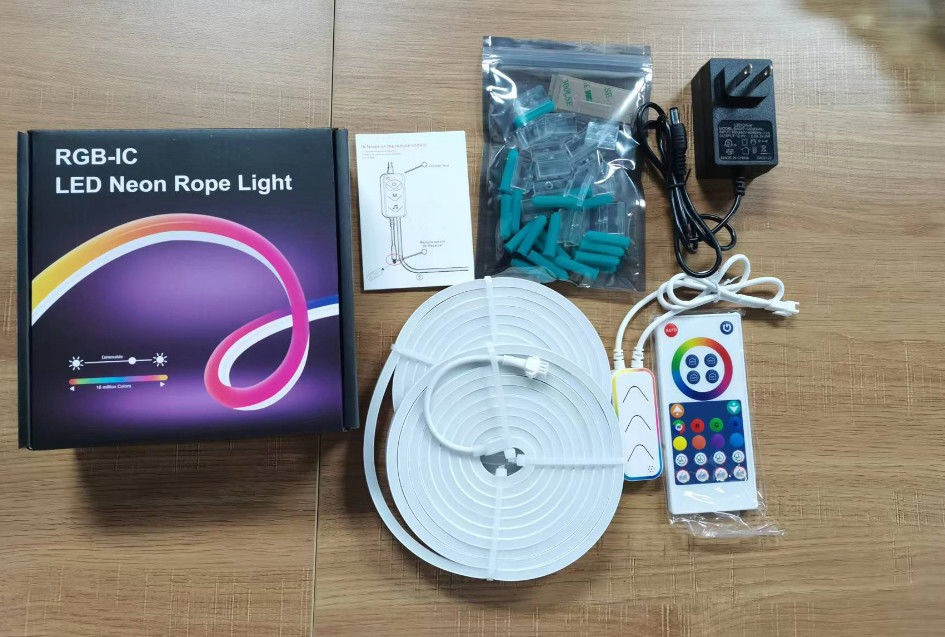 110-120V λουρίδα νέου σιλικόνης ελαφριά IP20/IP65/IP67/IP68 με τον προσαρμοστή συνδετήρων